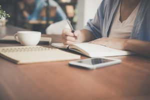 Mehr über den Artikel erfahren Beste Ghostwriting Agentur – Ihr Leitfaden zur richtigen Wahl